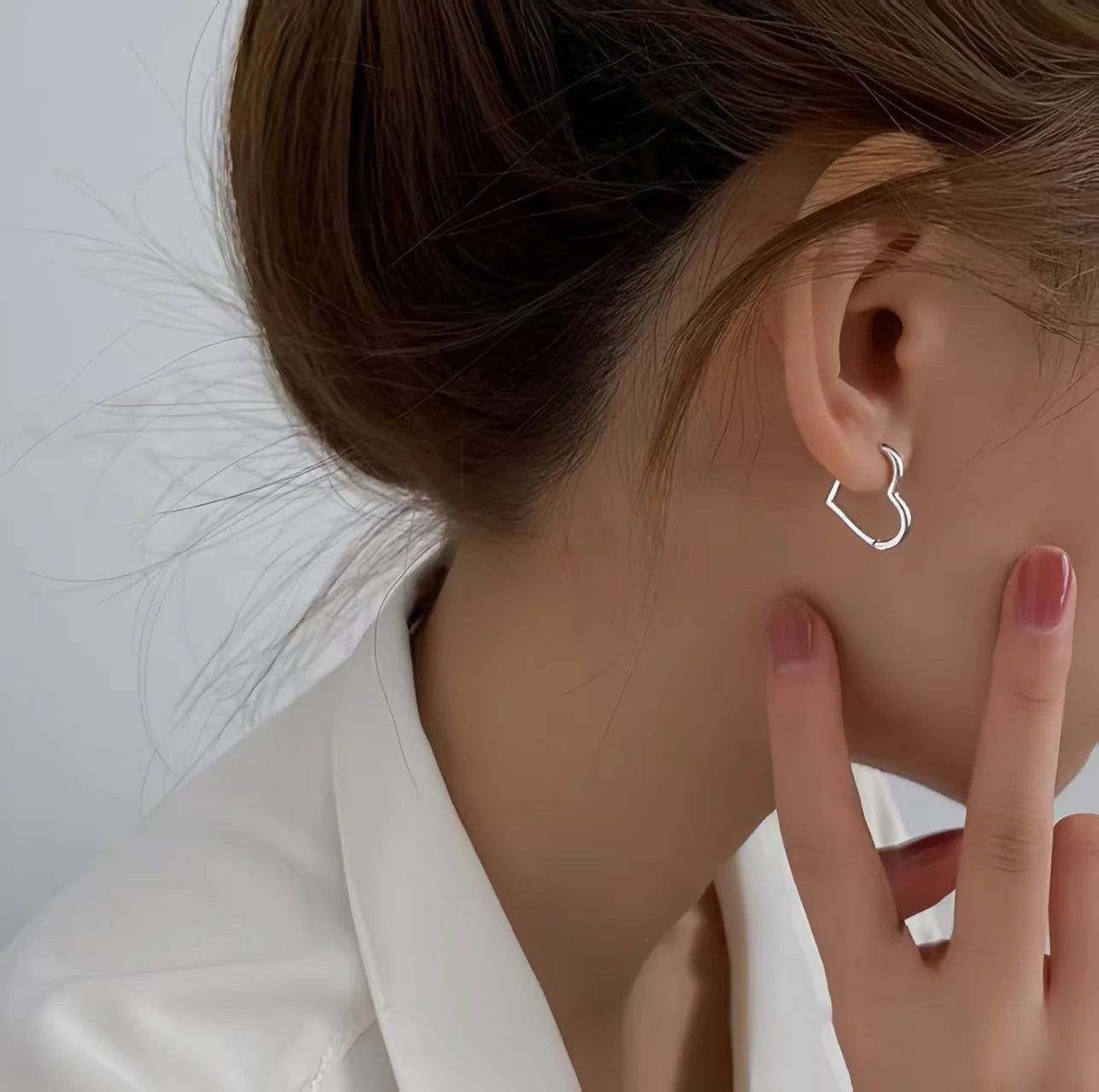 Heart Hoop Earrings Gold Color Metal Love Earrings Minimalist Fancy Girl Gift Fashion Jewelry for Women