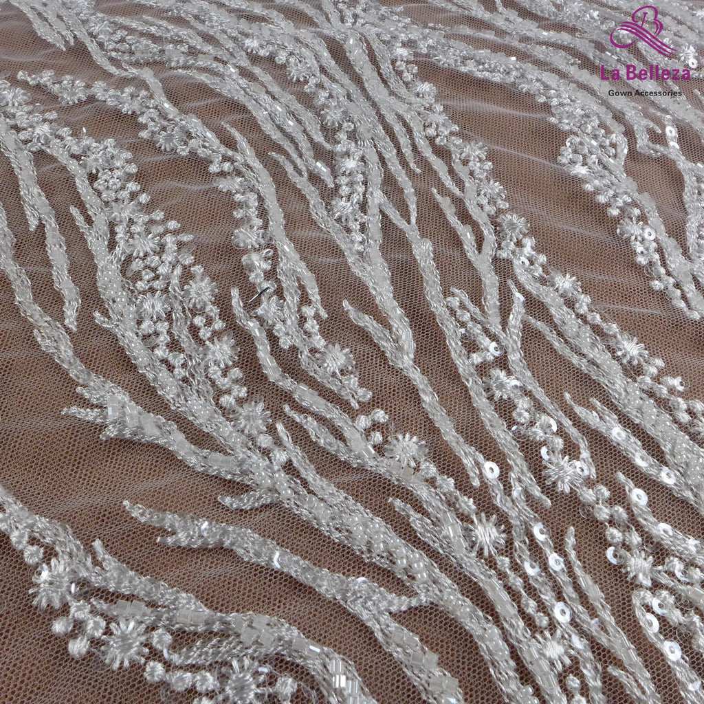 La Belleza Hot fashion bride lace,simple lines beading lace fabric,white lace fabric embroidered for wedding dresses by yard