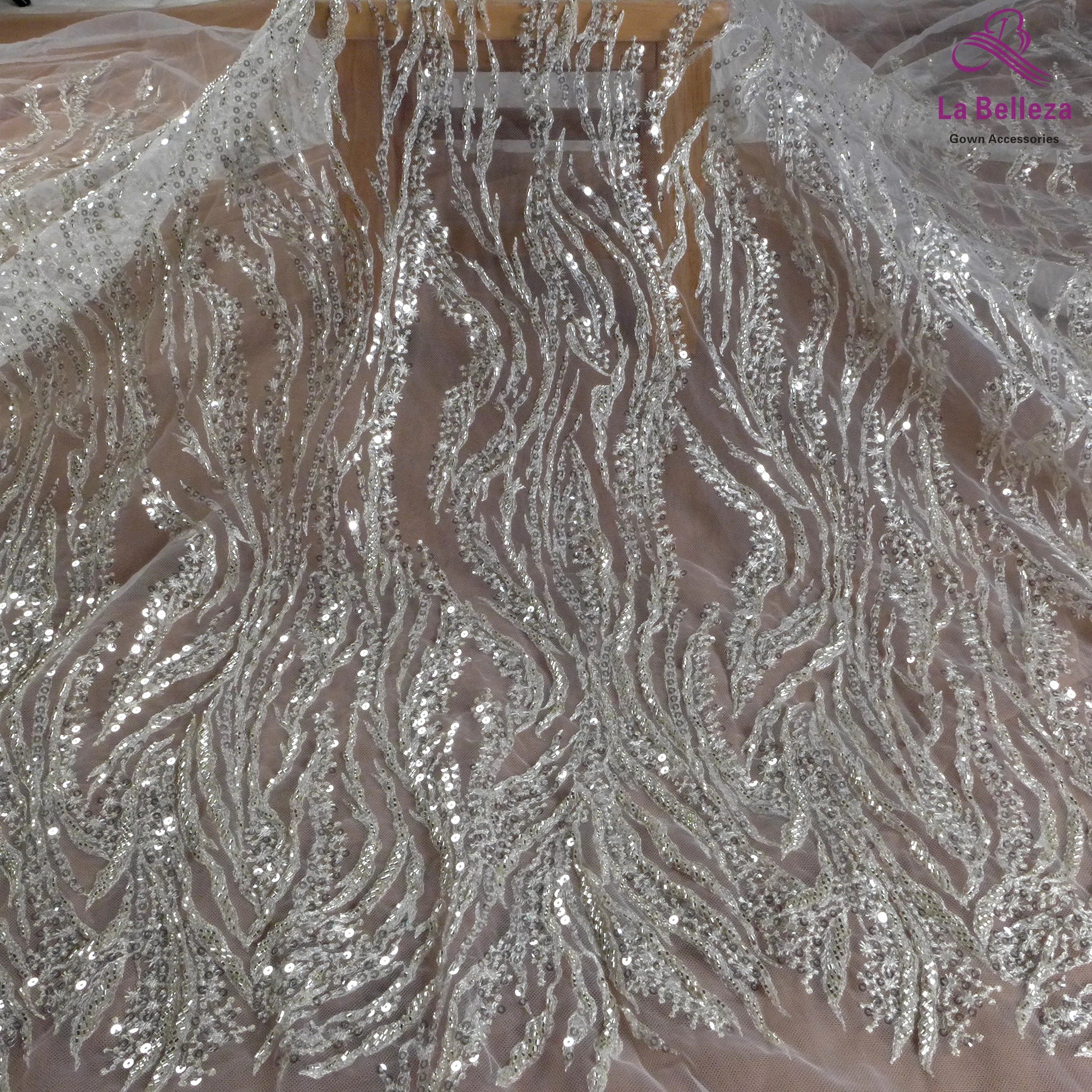 La Belleza Hot fashion bride lace,simple lines beading lace fabric,white lace fabric embroidered for wedding dresses by yard